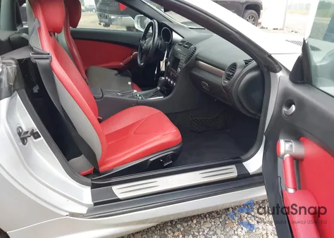 2011 Mercedes-Benz Slk 350 из США, поврежденный, VIN WDBWK5JA3BF238884